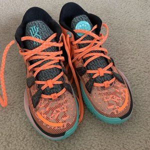 Kyrie 7 Ep "Play for the Future"